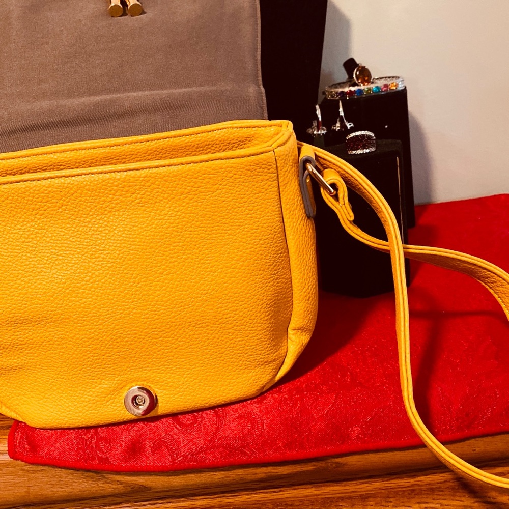Cross Body Bag